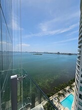 700 NE 26th St in Miami, FL - Building Photo - Building Photo