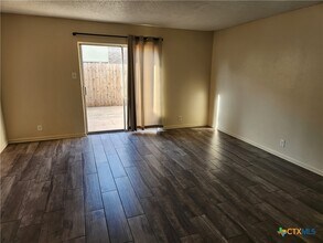 904 C Ticonderoga Dr in Temple, TX - Foto de edificio - Building Photo