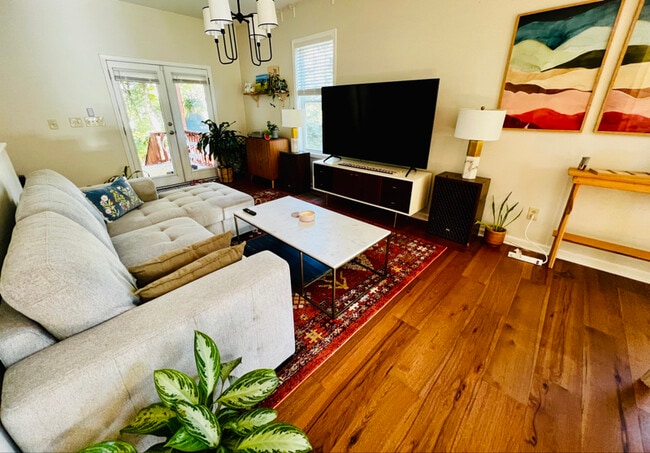 property at 1517 Seigle Ave