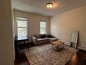 233 Charles St in Cambridge, MA - Building Photo - Building Photo