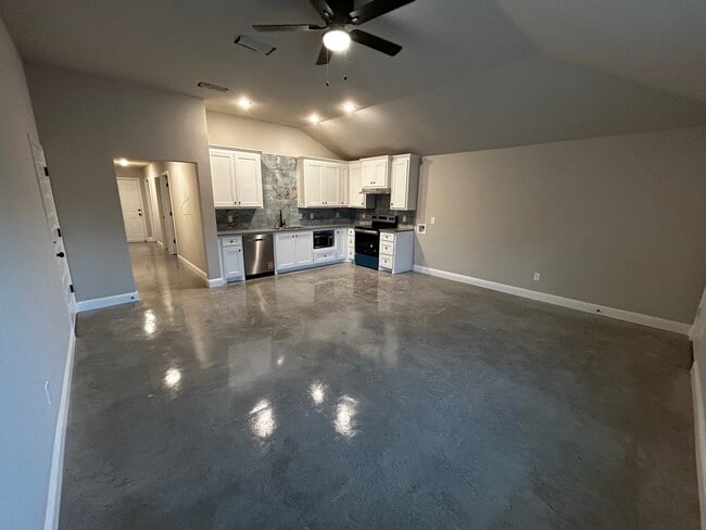 property at 10036 W Hwy 199