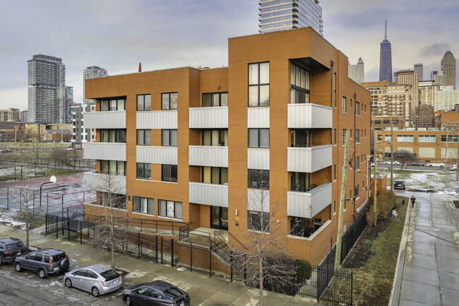 825 N Hudson Ave in Chicago, IL - Building Photo - Building Photo