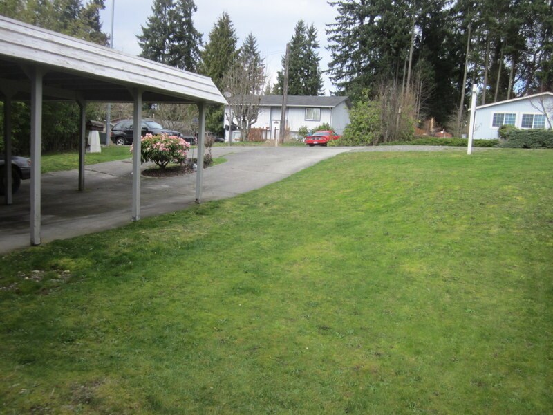 2408 D St in Steilacoom, WA - Building Photo