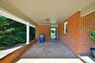 3011 Manchester Cir in Anderson, SC - Building Photo - Building Photo