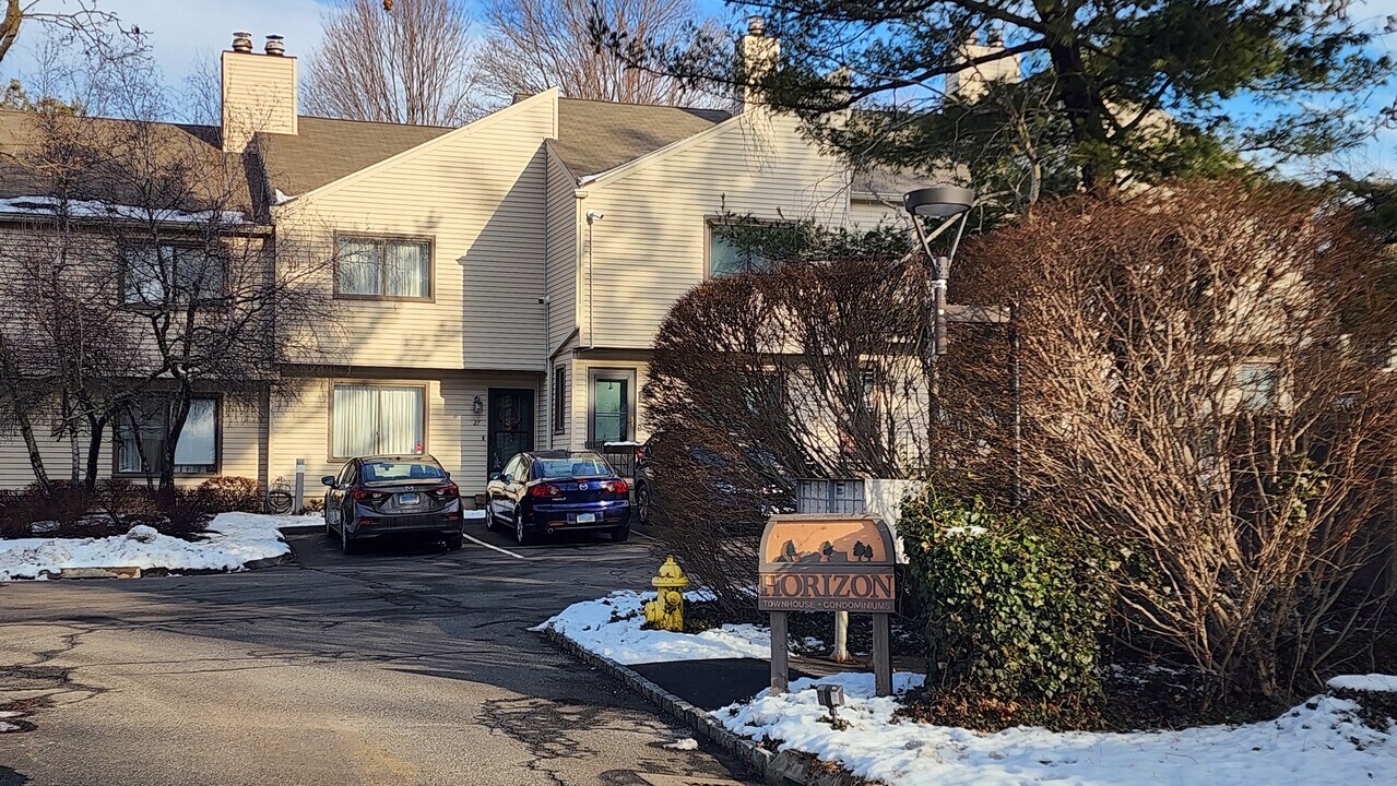1 Horizon Dr, Unit APT 2 in Norwalk, CT - Building Photo