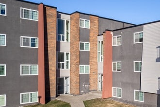 Park Place South in Edmonton, AB - Building Photo - Building Photo