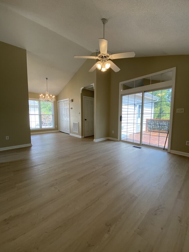 property at 3 Forest Creek Dr