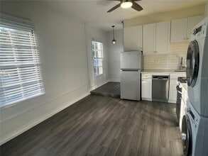 2305 W Texas Ave in Tampa, FL - Building Photo - Building Photo