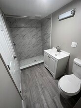 76 Tunxis Hill Rd in Fairfield, CT - Building Photo - Building Photo
