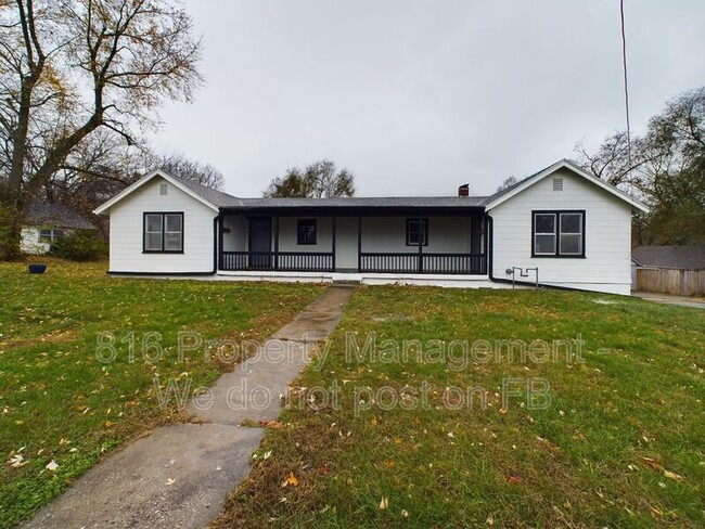 property at 1013 W South Ave