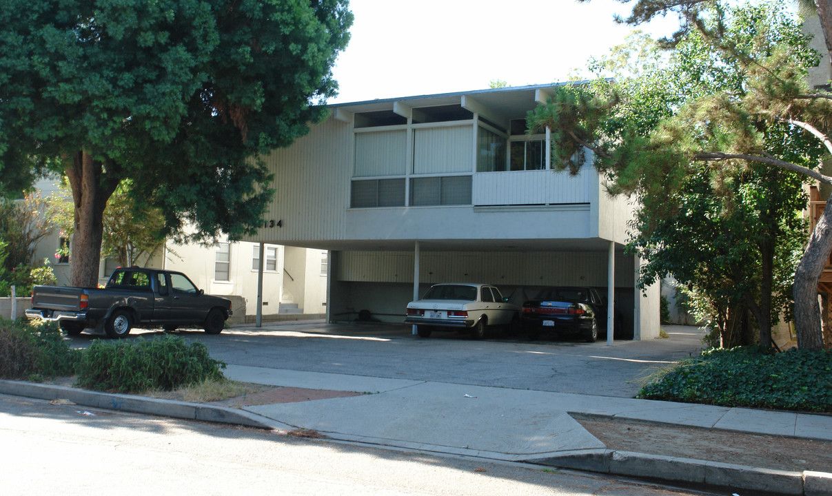 13134 Valleyheart Dr in Studio City, CA - Building Photo