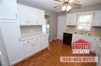 203 NW 3rd St in Grimes, IA - Building Photo - Building Photo