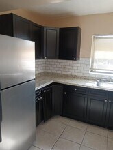 4101 Riverside Dr in Coral Springs, FL - Foto de edificio - Building Photo