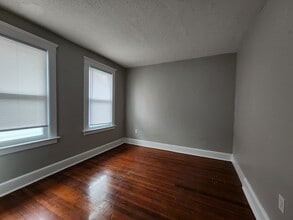 64 Gorham Ave, Unit 2 in Hamden, CT - Building Photo - Building Photo