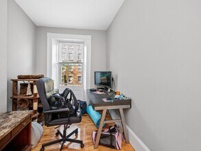 83 Main St, Unit 1 in Boston, MA - Building Photo - Building Photo