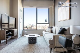 939 W Washington Blvd in Chicago, IL - Building Photo