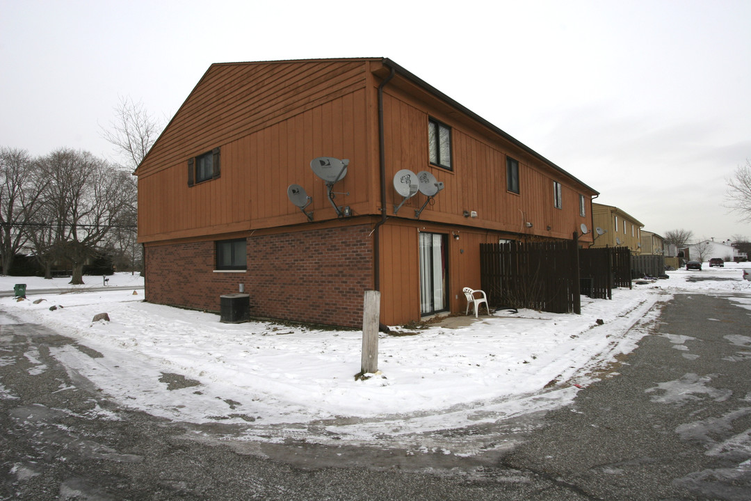 4109 73rd Ave in Merrillville, IN - Building Photo