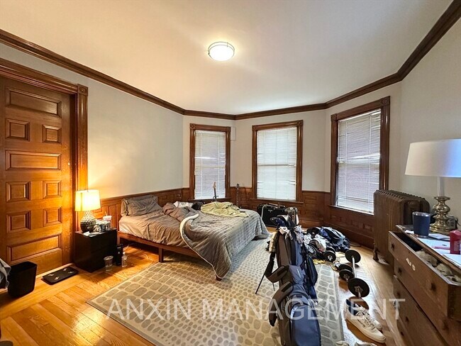 71 Gardner St, Unit 1 in Boston, MA - Building Photo - Building Photo