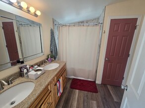 101 W Layton Ave in Englewood, CO - Building Photo - Building Photo