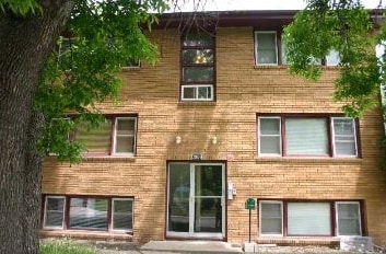 3969 NE 5th St in Columbia Heights, MN - Foto de edificio - Building Photo