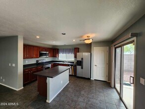 40443 W Helen Ct in Maricopa, AZ - Building Photo - Building Photo