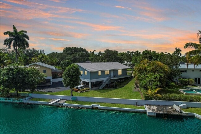 425 NE 103rd St in Miami Shores, FL - Building Photo - Building Photo