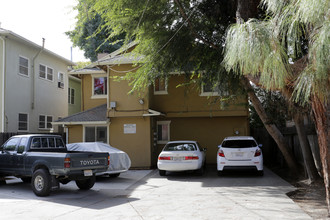 1711 Q St in Sacramento, CA - Foto de edificio - Building Photo