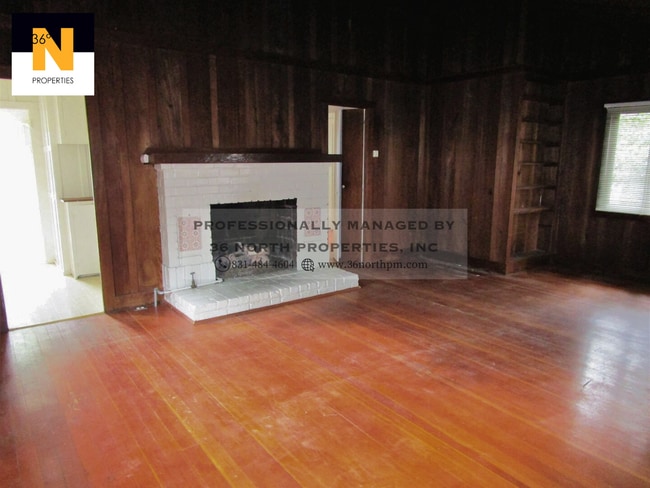 property at 6 5th Ave