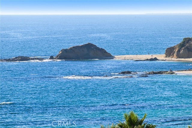 31261 Monterey St in Laguna Beach, CA - Foto de edificio - Building Photo