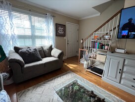 105 Whitehead Rd, Unit 21