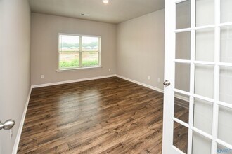 102 Duskwood Dr in Madison, AL - Building Photo - Building Photo