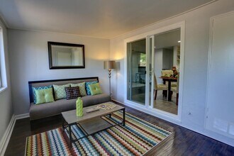 373 DAYTON AVE in Santa Clara, CA - Building Photo - Building Photo