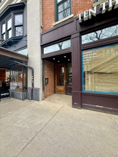 303 S Main St in Ann Arbor, MI - Building Photo - Building Photo