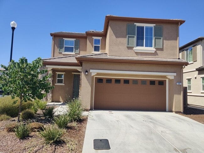 property at 501 Briar Pointe Pl