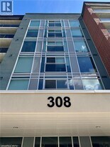 308 Lester St in Waterloo, ON - Building Photo