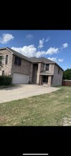 334 Bob White Dr in Red Oak, TX - Building Photo - Building Photo