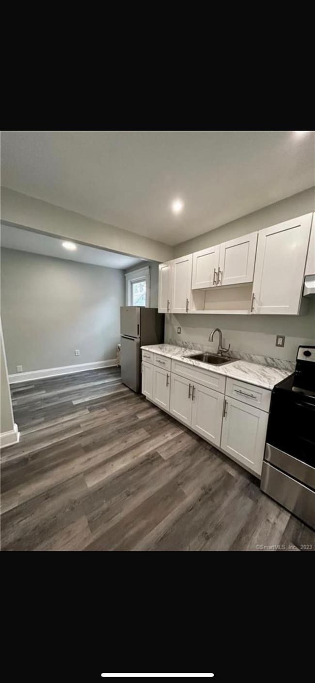 58 Kellogg St, Unit Unit #2B in Waterbury, CT - Foto de edificio - Building Photo