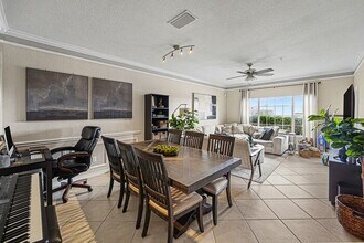 4333 Bayside Village Dr in Tampa, FL - Building Photo - Building Photo