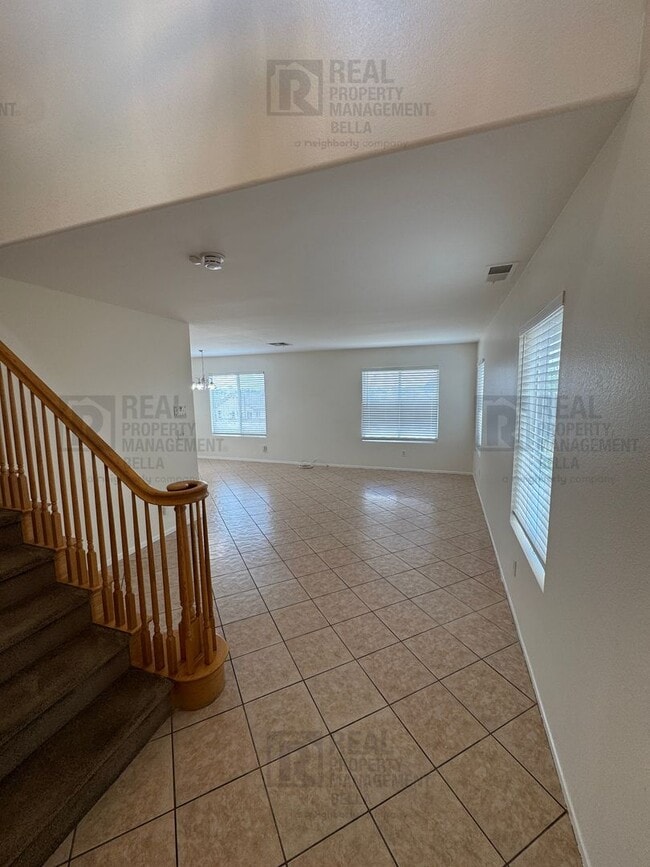 16285 Vía Ultimo in Moreno Valley, CA - Building Photo - Building Photo