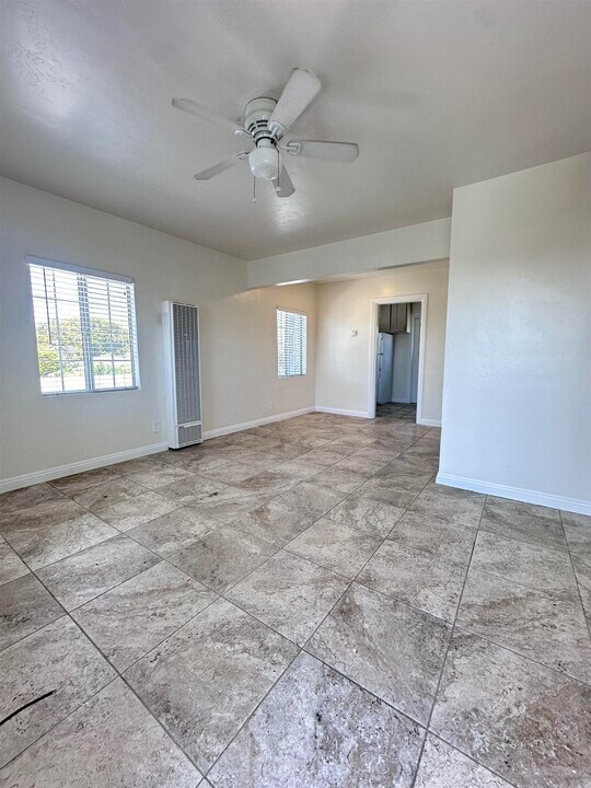 387 Vance St in Chula Vista, CA - Building Photo