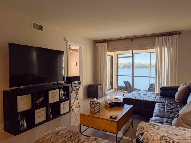 2650 Greenwood Terrace in Boca Raton, FL - Building Photo - Building Photo