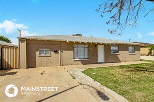 4212 N 47th Dr in Phoenix, AZ - Building Photo