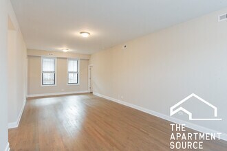 3405 W Fullerton Ave in Chicago, IL - Building Photo - Building Photo