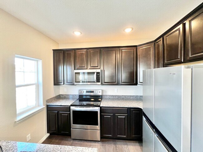 2421 Ridge Top Dr in Fort Collins, CO - Building Photo - Building Photo