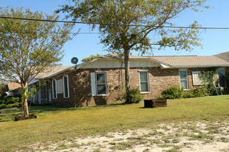 1272-1274 Redwood Ln in Gulf Breeze, FL - Building Photo - Building Photo