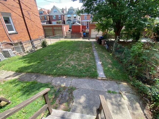 227 S Millvale Ave, Unit 1