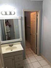 221 Addison St in Lake Dallas, TX - Building Photo - Building Photo