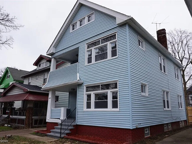 3507 W 128th St, Unit UPPER UNIT in Cleveland, OH - Building Photo - Building Photo