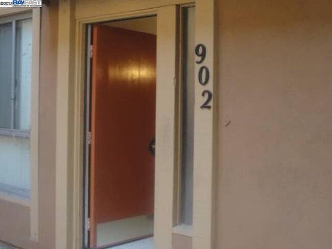 902 F St in Davis, CA - Building Photo - Building Photo