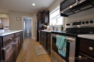 50 Fiske St in Waltham, MA - Building Photo - Building Photo